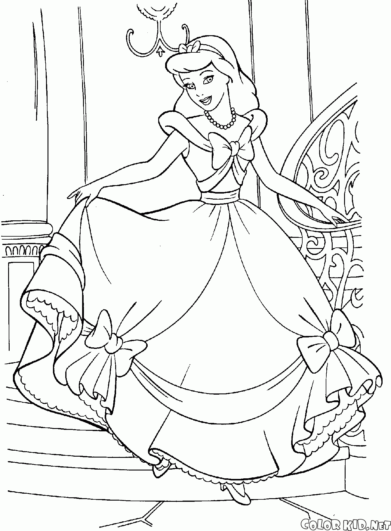 Coloriage  Jolie robe