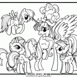 Petit poney avoir du plaisir