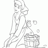Cendrillon lave le plancher