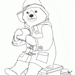 Paddington manger un sandwich