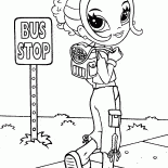 Fille se déplace à pied