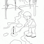 Le bateau flotte sur le ruisseau